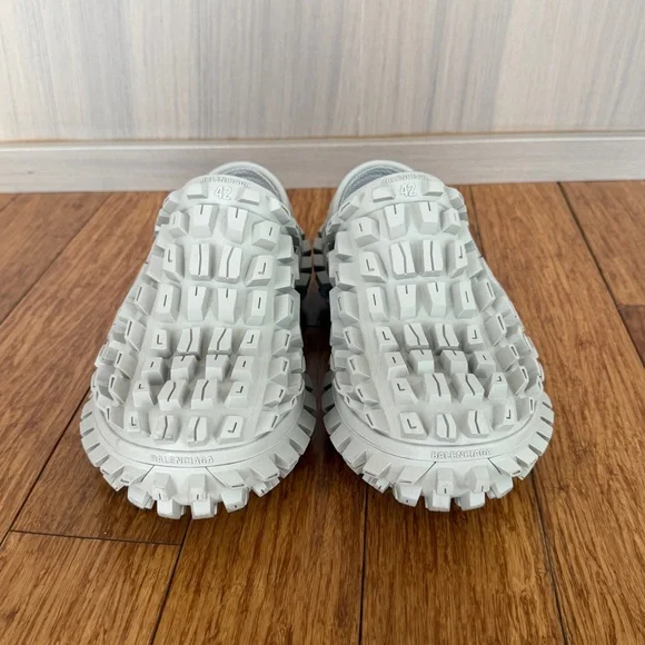 Balenciaga Defender Bouncer Rubber Clog, Monocolor Beige, IT42 / US9 - Picture 2 of 9